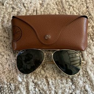 RAYBAN polarized gold wire aviators black lense